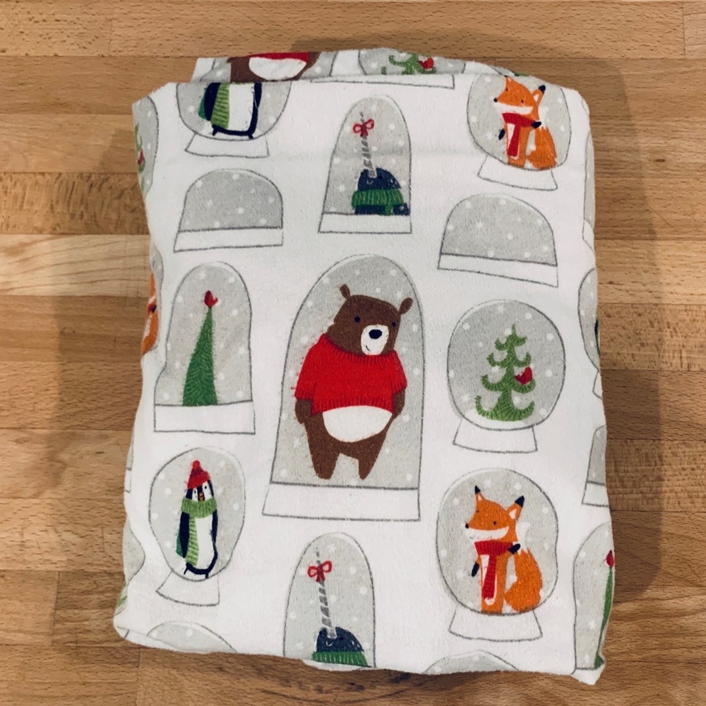 Organic Snow Globe Flannel Crib Fitted Sheet